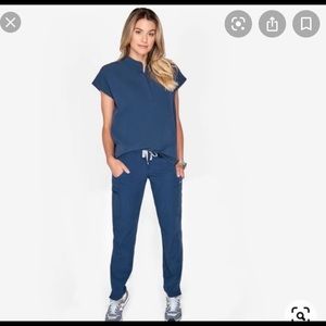 Dark Harbor scrubs